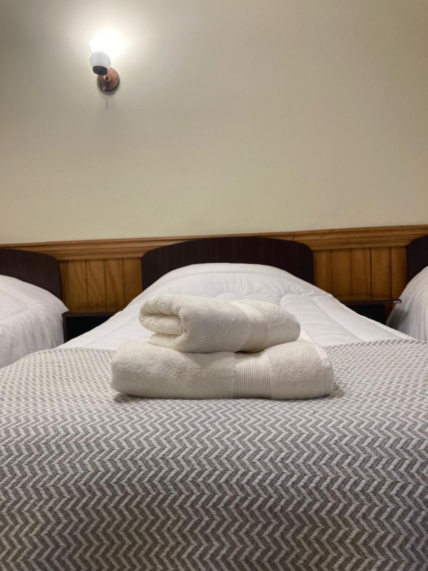 Hostal Loreto Belen プエルト・ナタレス エクステリア 写真