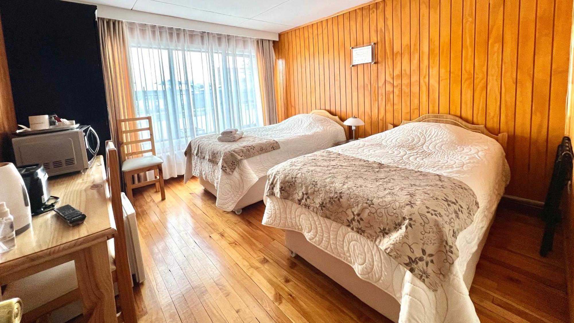 Hostal Loreto Belen プエルト・ナタレス エクステリア 写真